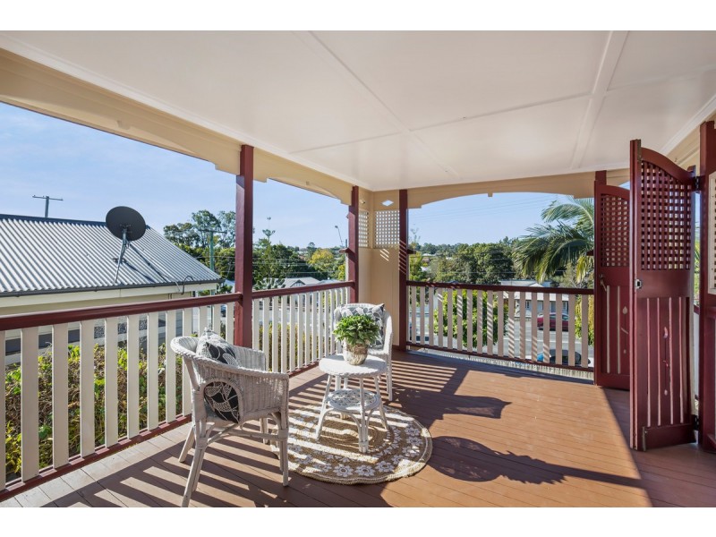 1081 Logan Road, Holland Park West QLD 4121