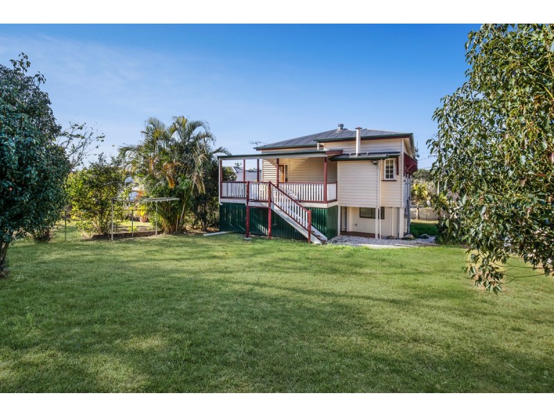 1081 Logan Road, Holland Park West QLD 4121