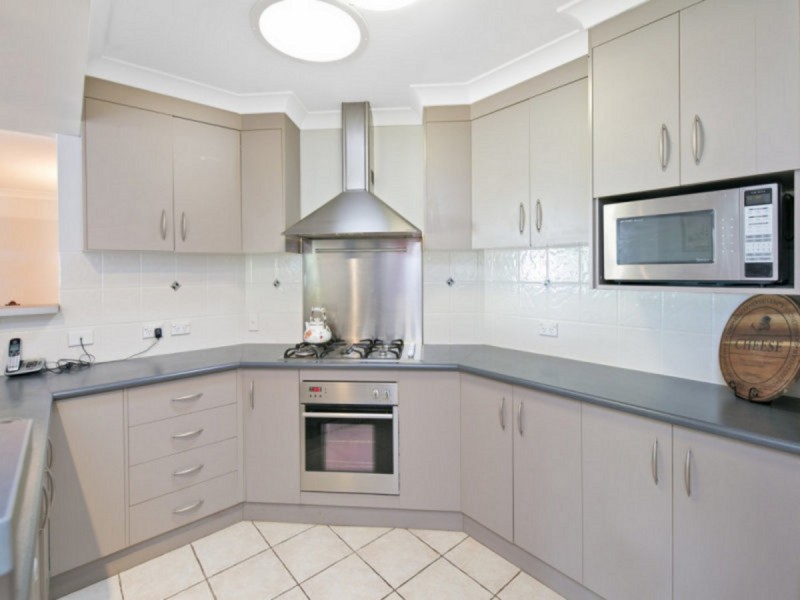 77 Belford Drive, Wellington Point QLD 4160