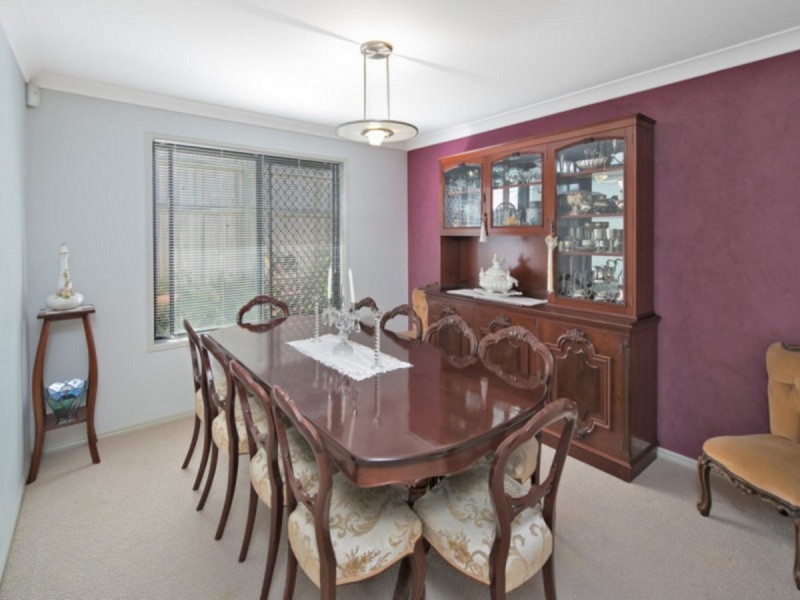 77 Belford Drive, Wellington Point QLD 4160