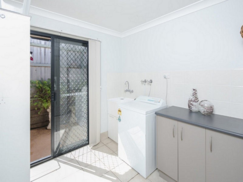 77 Belford Drive, Wellington Point QLD 4160