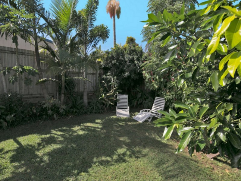 77 Belford Drive, Wellington Point QLD 4160