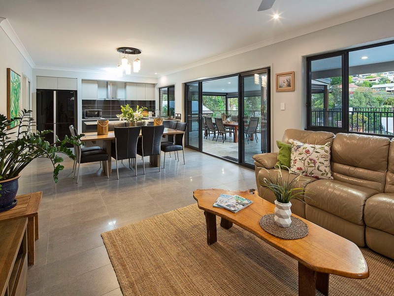 11 Glenaplin Avenue, Tarragindi QLD 4121