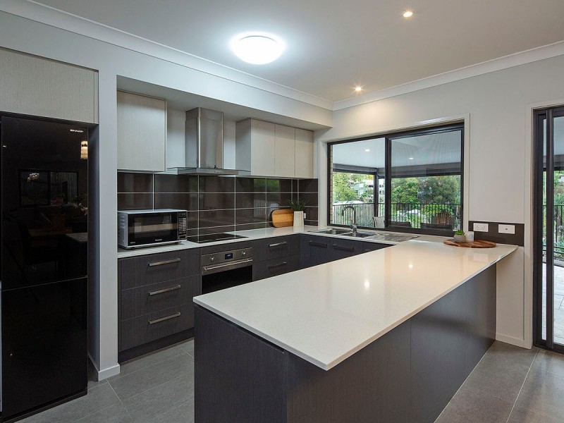 11 Glenaplin Avenue, Tarragindi QLD 4121