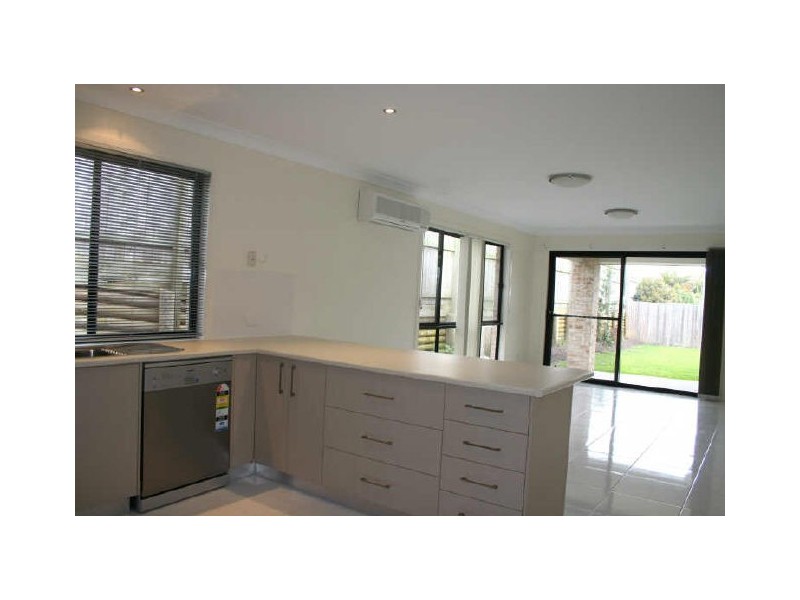2 Sam Place, Thornlands QLD 4164