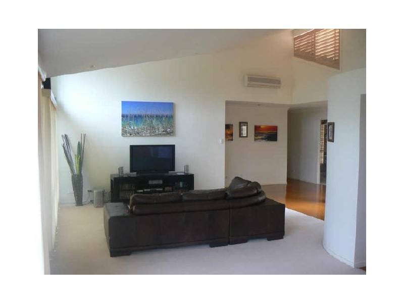 1 Wilohurst Drive, Redland Bay QLD 4165
