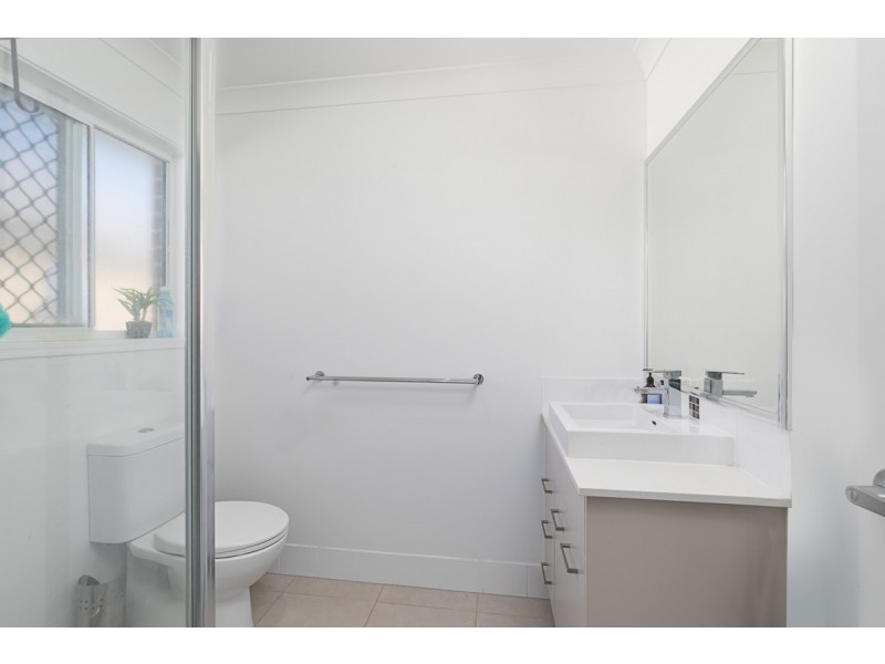 44 Willis Close, Redland Bay QLD 4165