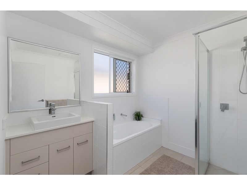 44 Willis Close, Redland Bay QLD 4165