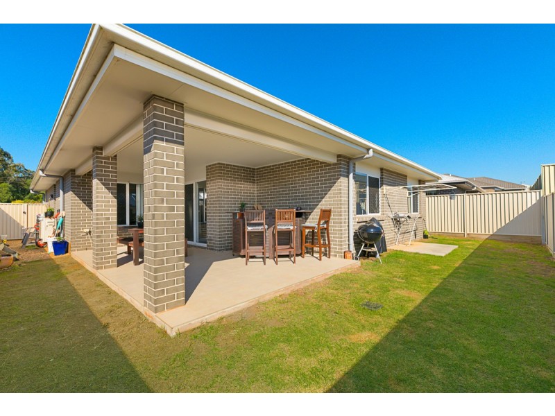 44 Willis Close, Redland Bay QLD 4165