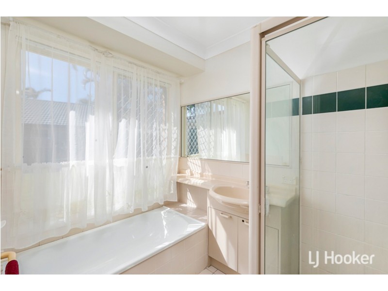 77 Link Road, Victoria Point QLD 4165