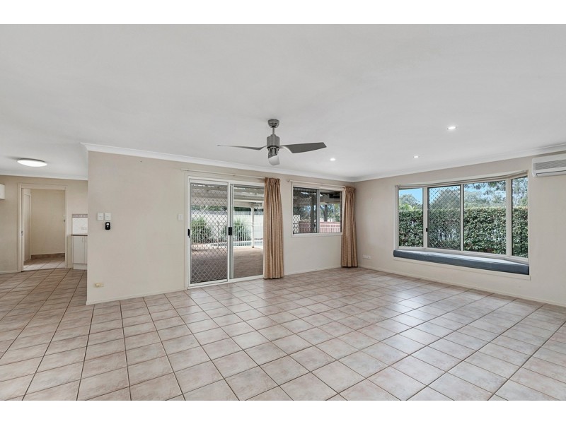 62 Clive Road, Birkdale QLD 4159