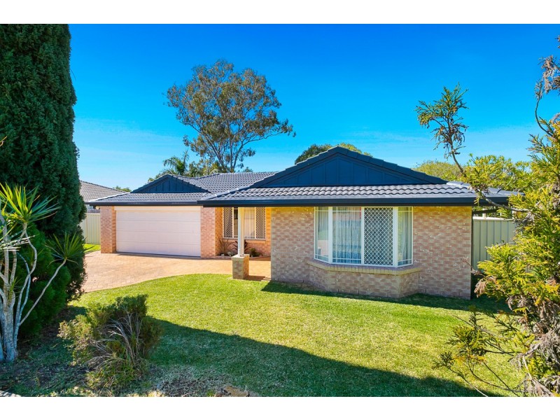62 Clive Road, Birkdale QLD 4159