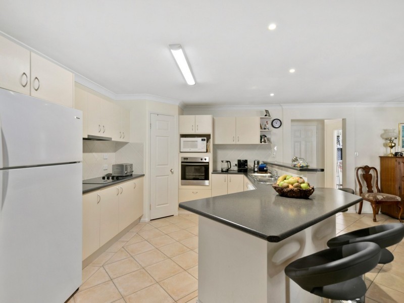 54 Lorikeet Drive, Thornlands QLD 4164