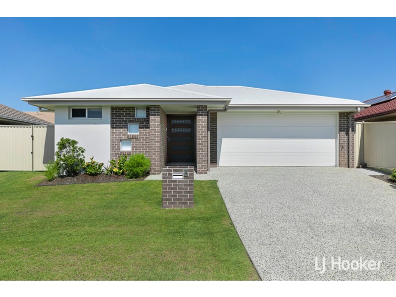 4 Isla Avenue, Redland Bay QLD 4165