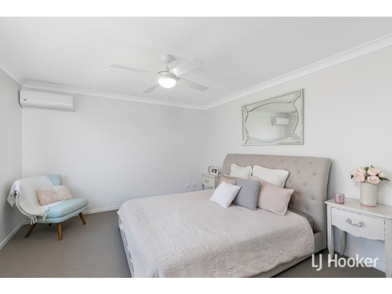 4 Isla Avenue, Redland Bay QLD 4165