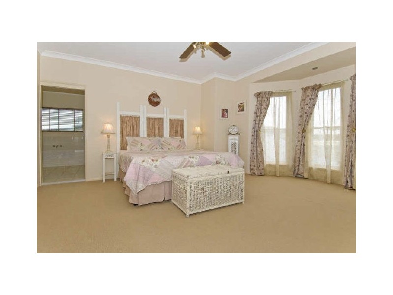 9 Watergum Place, Thornlands QLD 4164