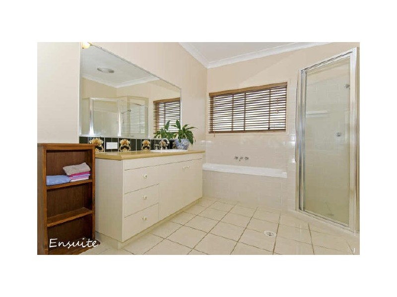 9 Watergum Place, Thornlands QLD 4164