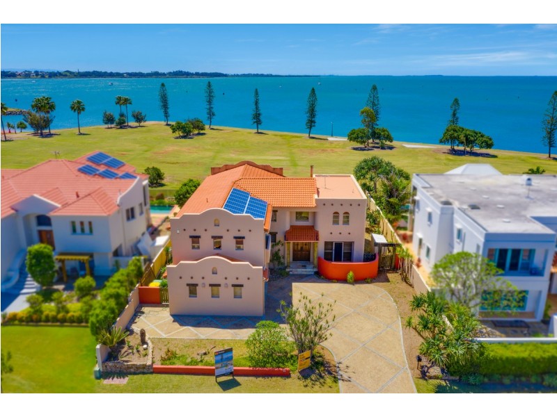 35 Raby Bay Boulevard, Raby Bay QLD 4163
