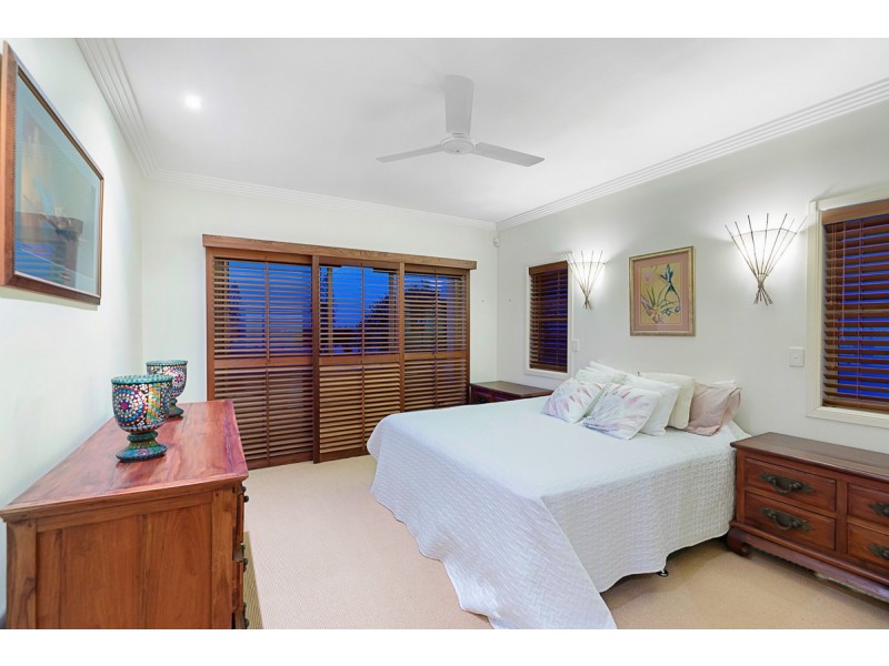 35 Raby Bay Boulevard, Raby Bay QLD 4163