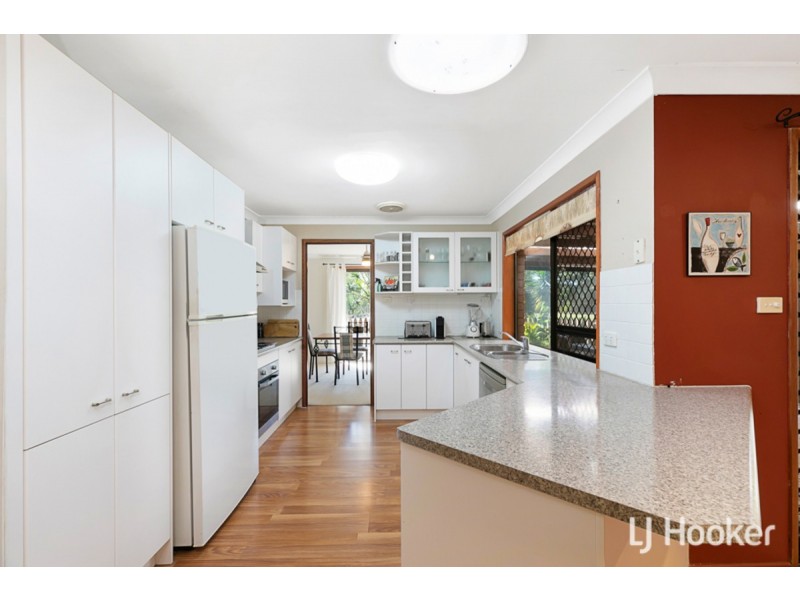 27 Riverton Drive, Wellington Point QLD 4160