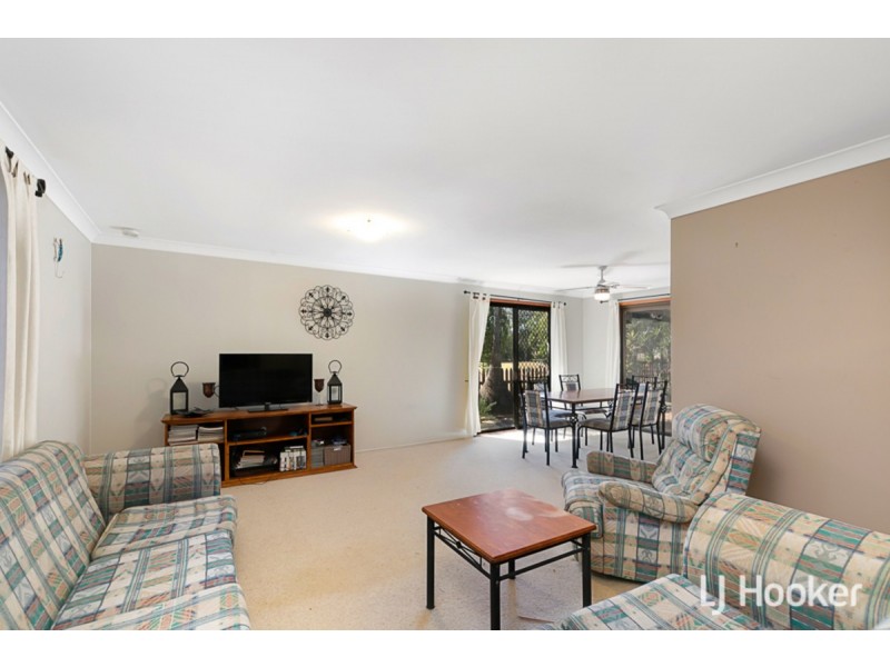 27 Riverton Drive, Wellington Point QLD 4160