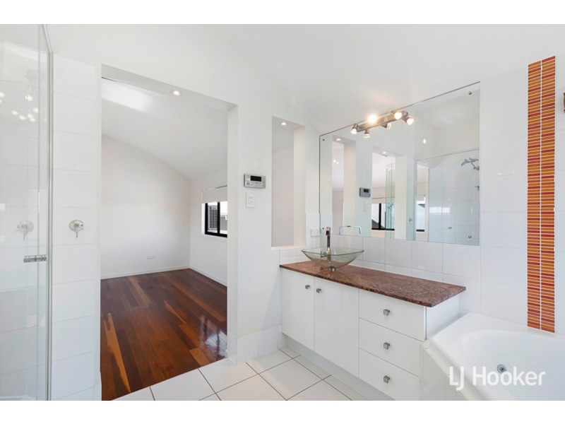 64 Wellesley Street, Wellington Point QLD 4160