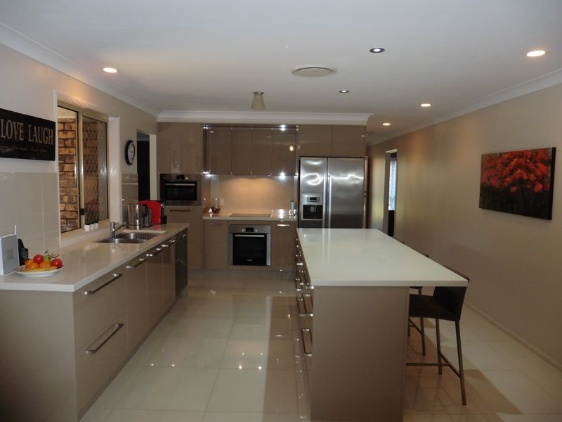 7 John Samuel Place, Ormiston QLD 4160