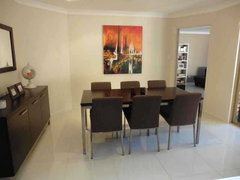 7 John Samuel Place, Ormiston QLD 4160