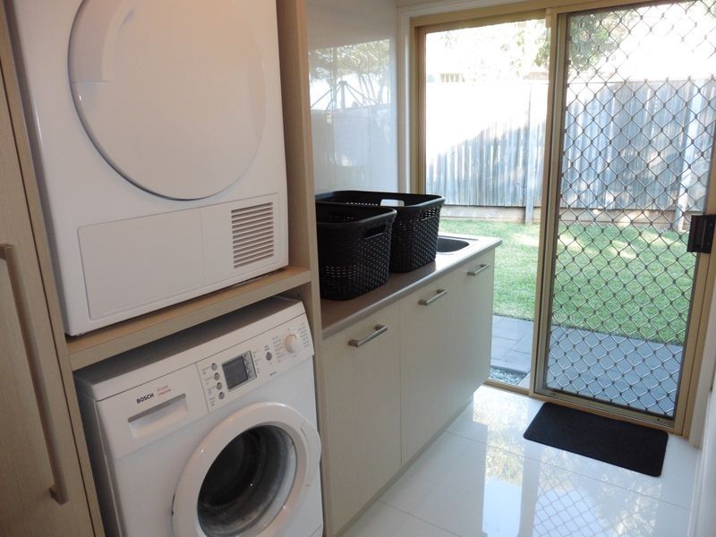 7 John Samuel Place, Ormiston QLD 4160