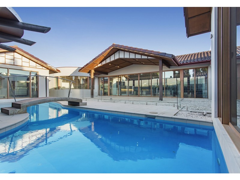 6 Joyce Court, Wellington Point QLD 4160