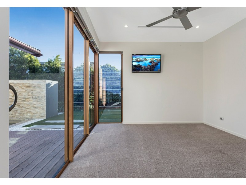 6 Joyce Court, Wellington Point QLD 4160