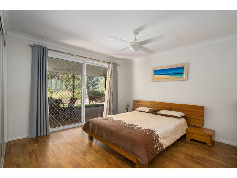 8 Sharven Avenue, Cleveland QLD 4163