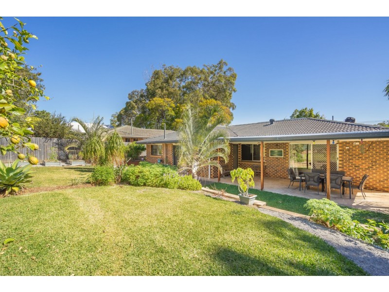 8 Sharven Avenue, Cleveland QLD 4163