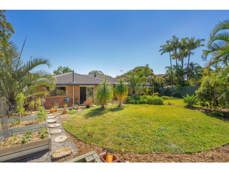 8 Sharven Avenue, Cleveland QLD 4163