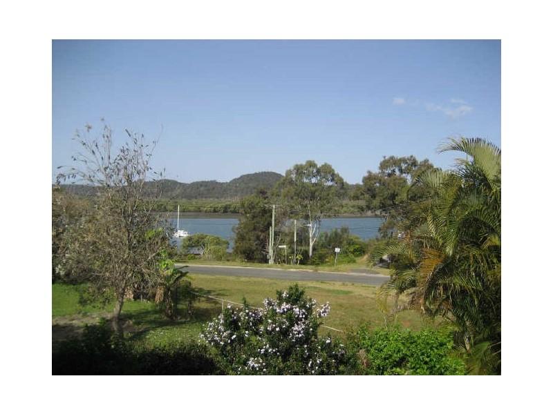 2 Ketch Street, Russell Island QLD 4184