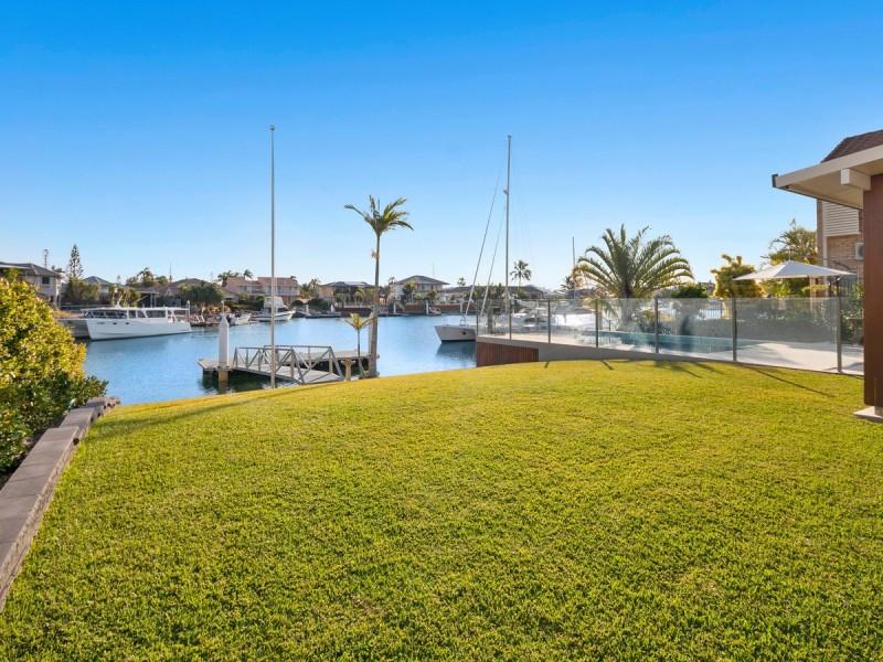 16 Seacrest Court, Raby Bay QLD 4163