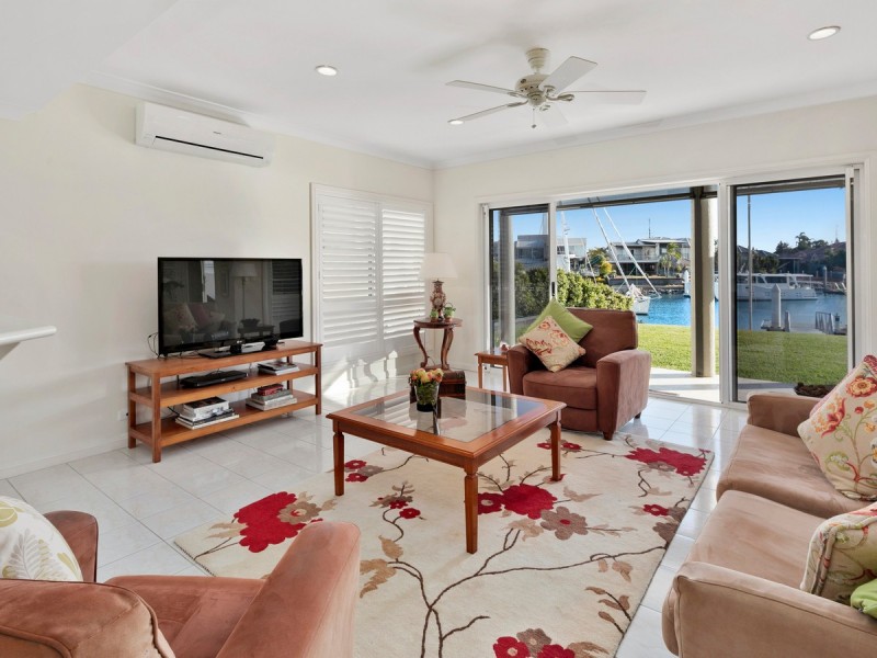 16 Seacrest Court, Raby Bay QLD 4163