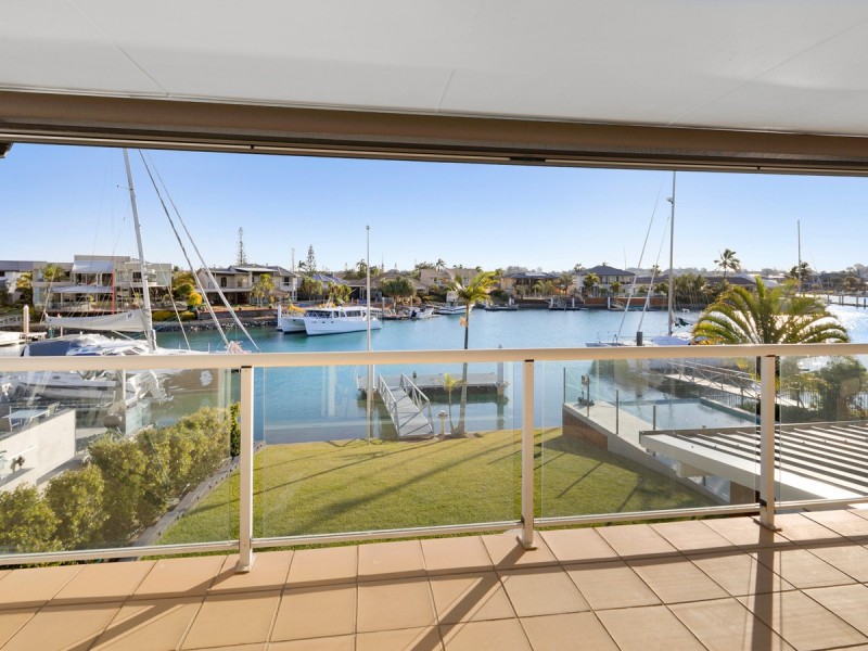 16 Seacrest Court, Raby Bay QLD 4163