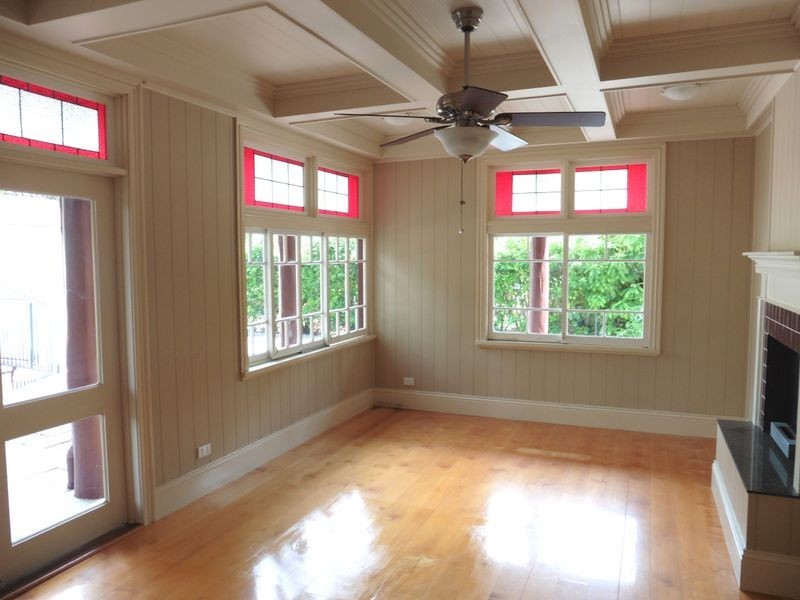 335 Bloomfield Street, Cleveland QLD 4163