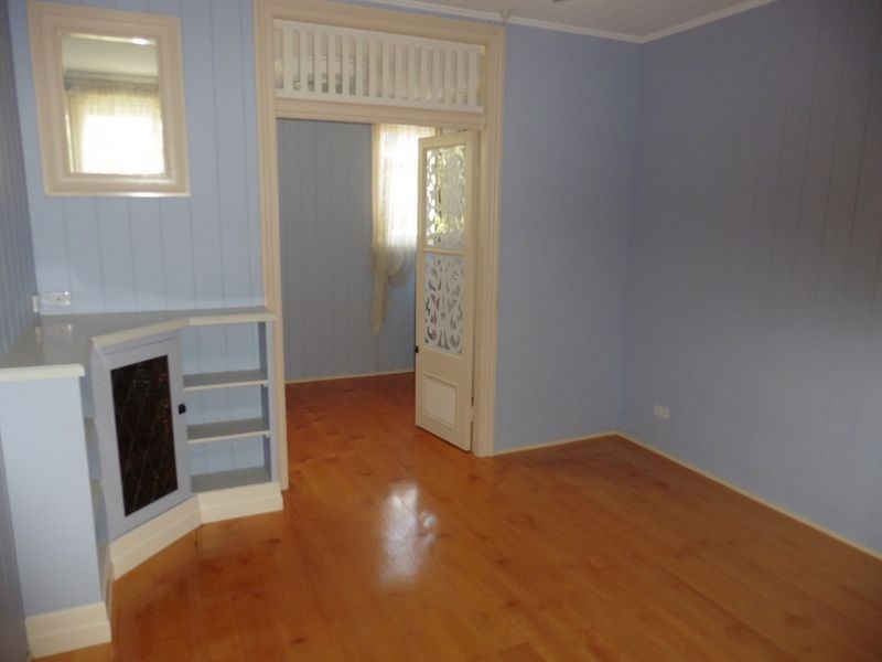 335 Bloomfield Street, Cleveland QLD 4163