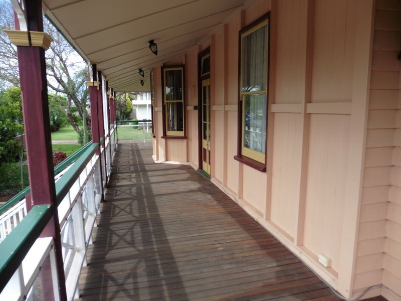 335 Bloomfield Street, Cleveland QLD 4163