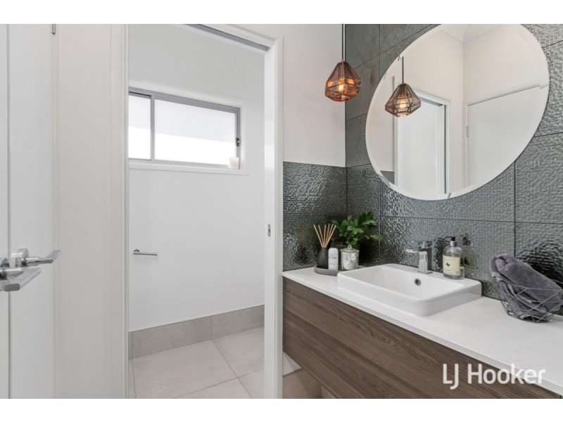 31 Frederick Street, Wellington Point QLD 4160