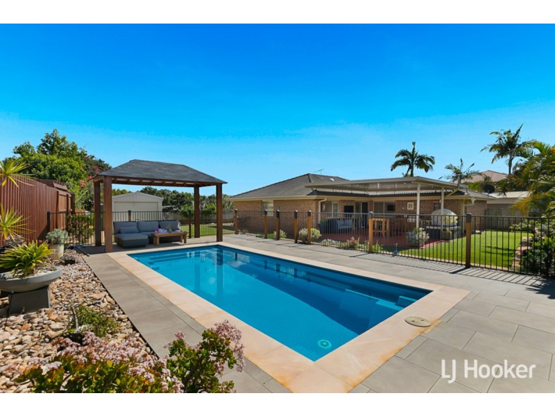 9 Horizon Place, Redland Bay QLD 4165