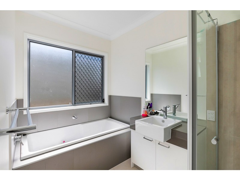 53 Girraween Crescent, Capalaba QLD 4157