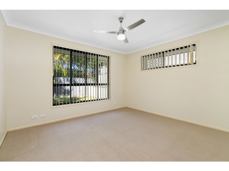 16 Gilchrist Street, Wellington Point QLD 4160