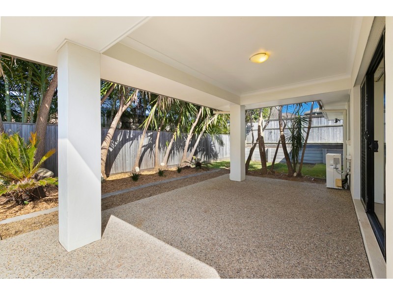 16 Gilchrist Street, Wellington Point QLD 4160