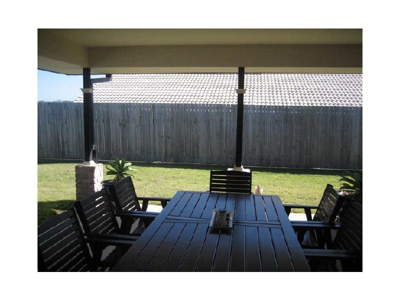 20 Burkett Crescent, Victoria Point QLD 4165