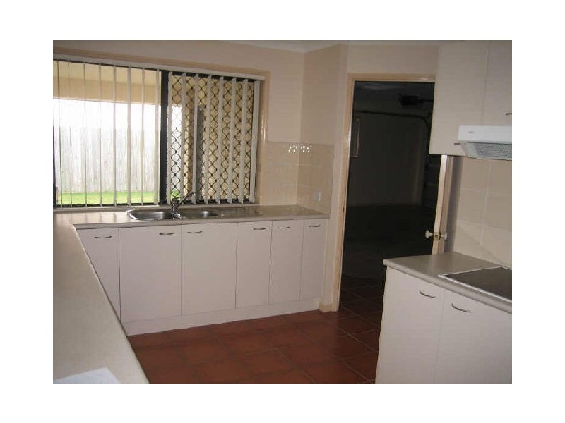 20 Burkett Crescent, Victoria Point QLD 4165
