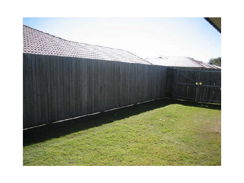 20 Burkett Crescent, Victoria Point QLD 4165