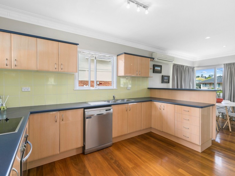 10 Enderby Street, Mount Gravatt East QLD 4122